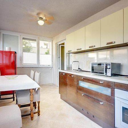 Apartment Mores ميدولين المظهر الخارجي الصورة