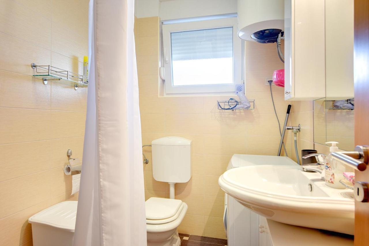 Apartment Mores ميدولين المظهر الخارجي الصورة