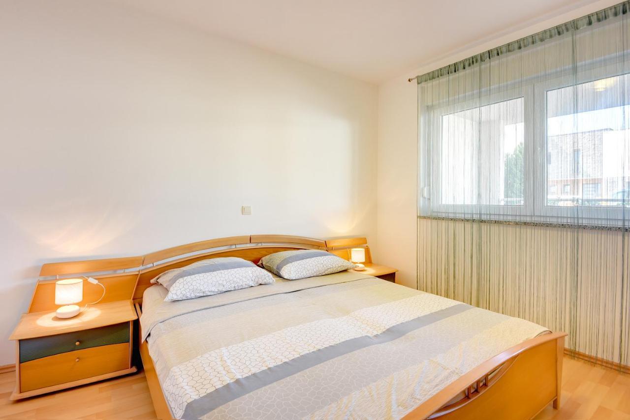 Apartment Mores ميدولين المظهر الخارجي الصورة