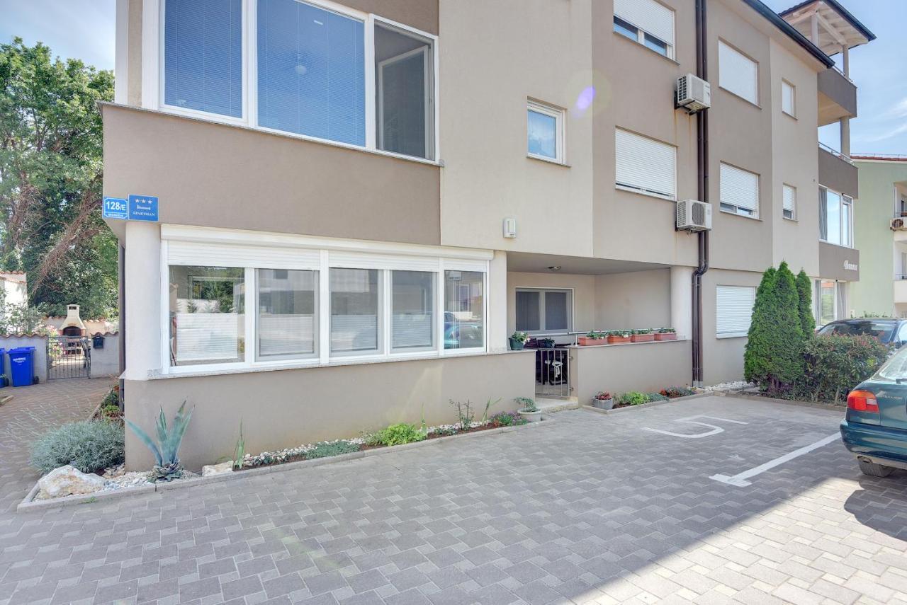 Apartment Mores ميدولين المظهر الخارجي الصورة